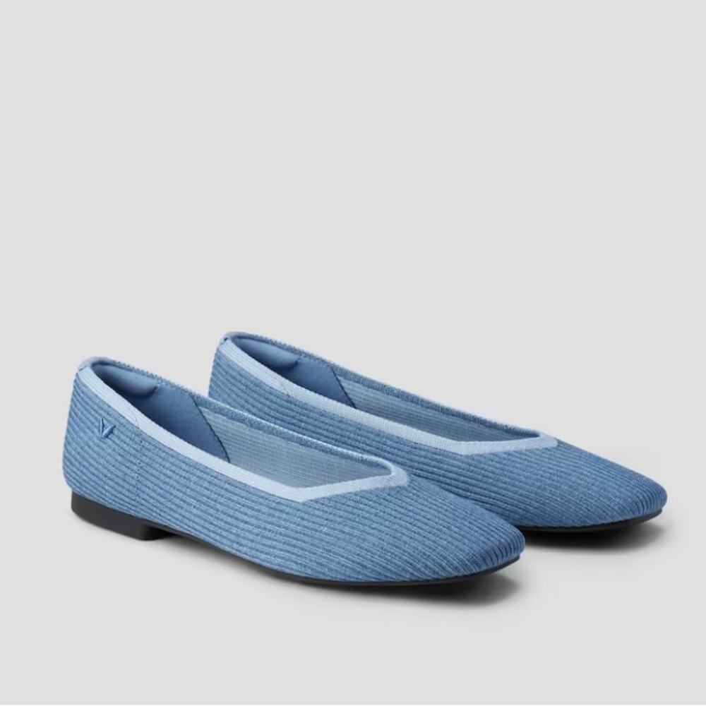 Vivaia ballet flats